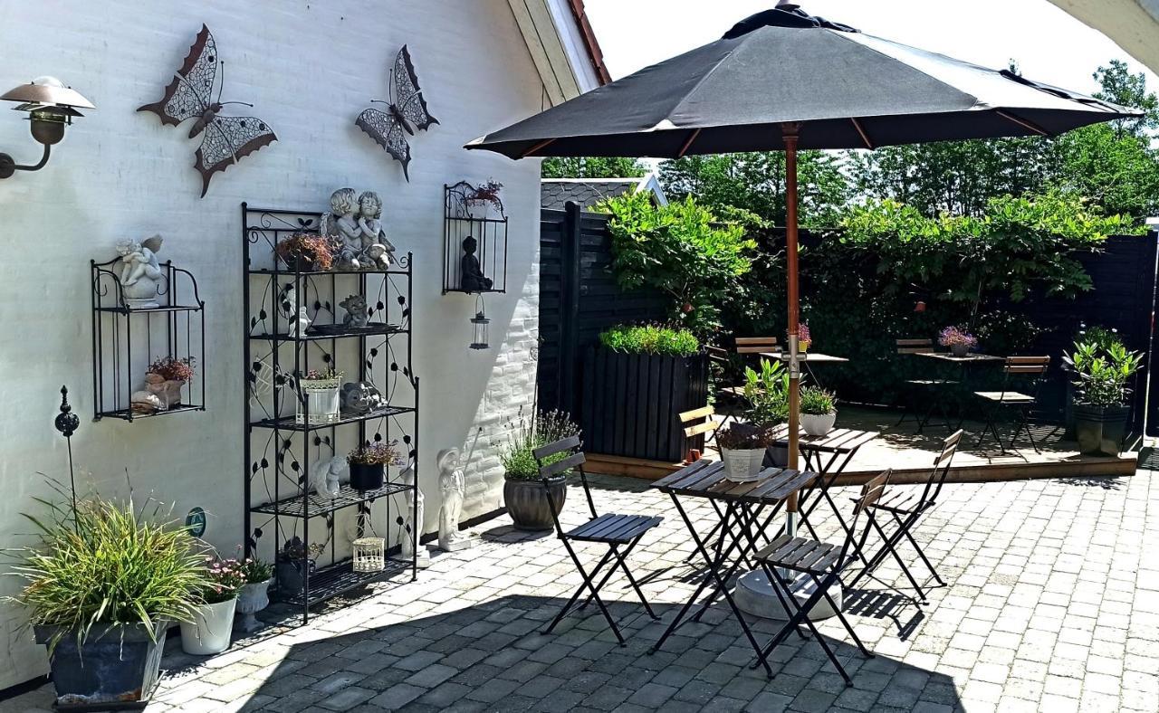 Dragondrum Bed & Kitchen Ullerslev Exterior foto