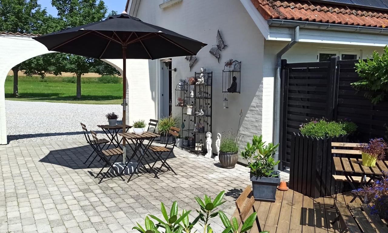 Dragondrum Bed & Kitchen Ullerslev Exterior foto